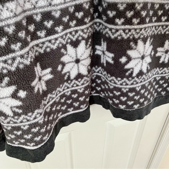 𝅺pajamagram Cozy Hoodie Sweatshirt. Large. - Picture 7 of 9